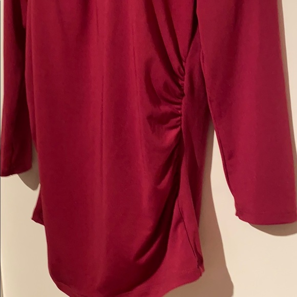 Raspberry T-shirt Top with ruching !! - Picture 3 of 7